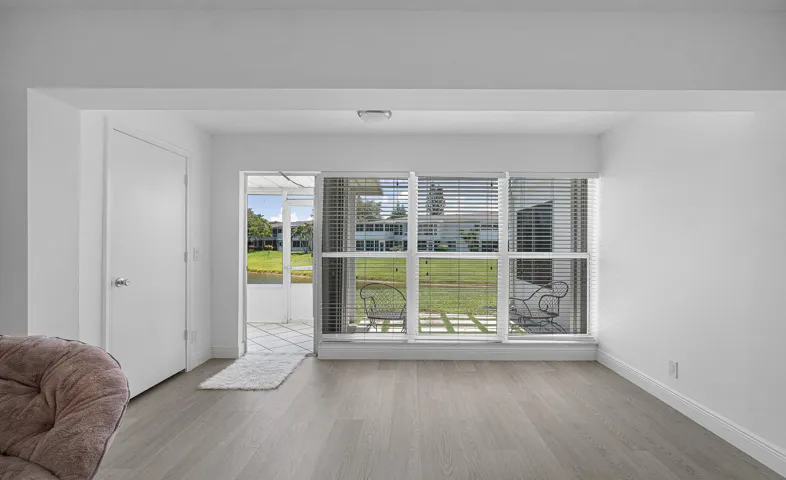 16-2830 SW 13th Street 101