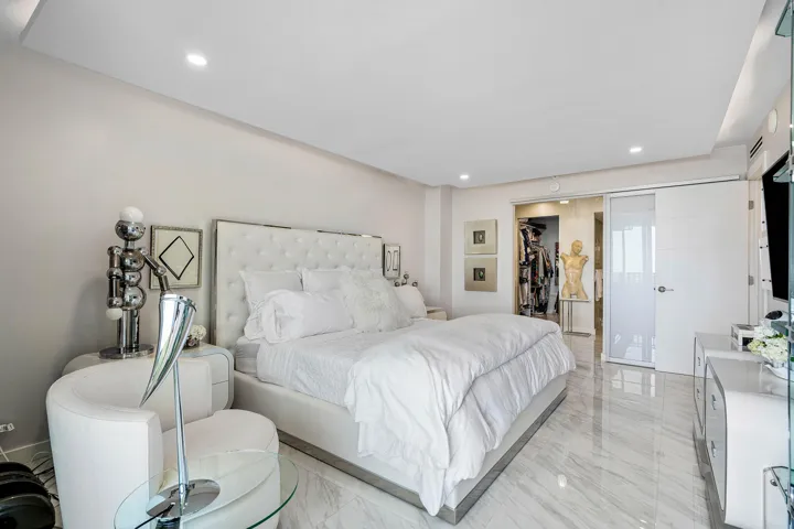014-3912SouthOceanBoulevard-1501-Highlan