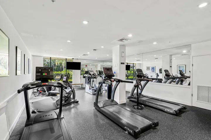 036-3912SouthOceanBoulevard-1501-Highlan