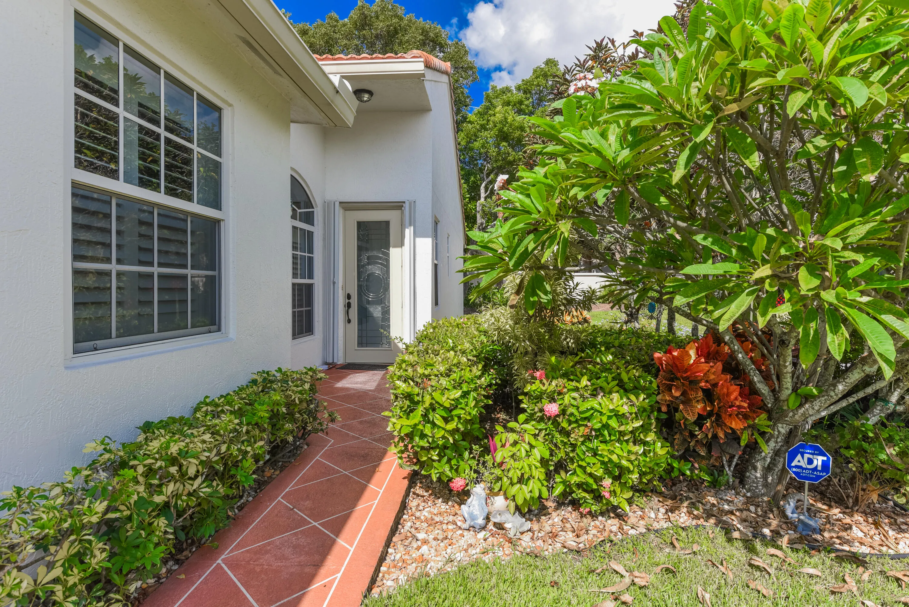 011-011-15191 Ixora Rd Jody-3000x2003