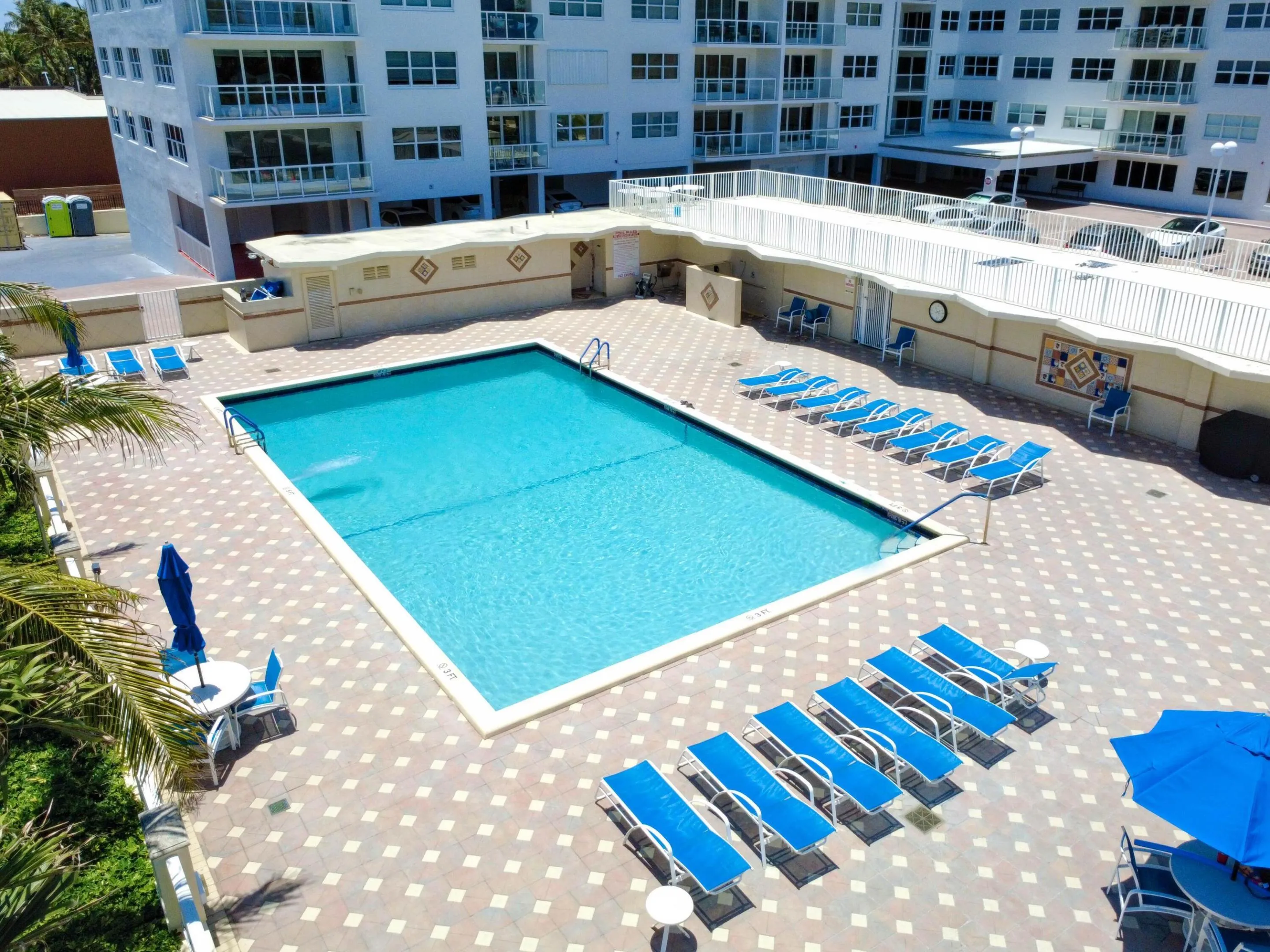 Pool_2