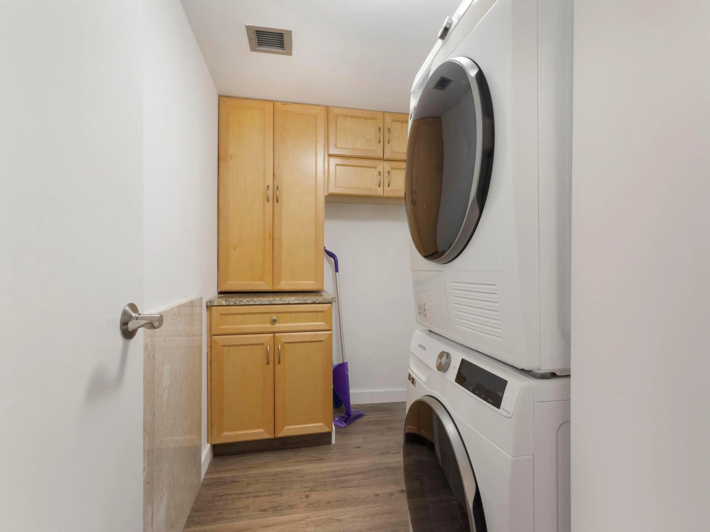 Laundry_Room