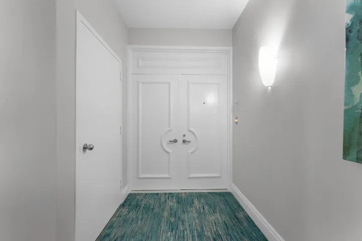 001-5280NorthOceanDrive-16E-RivieraBeach