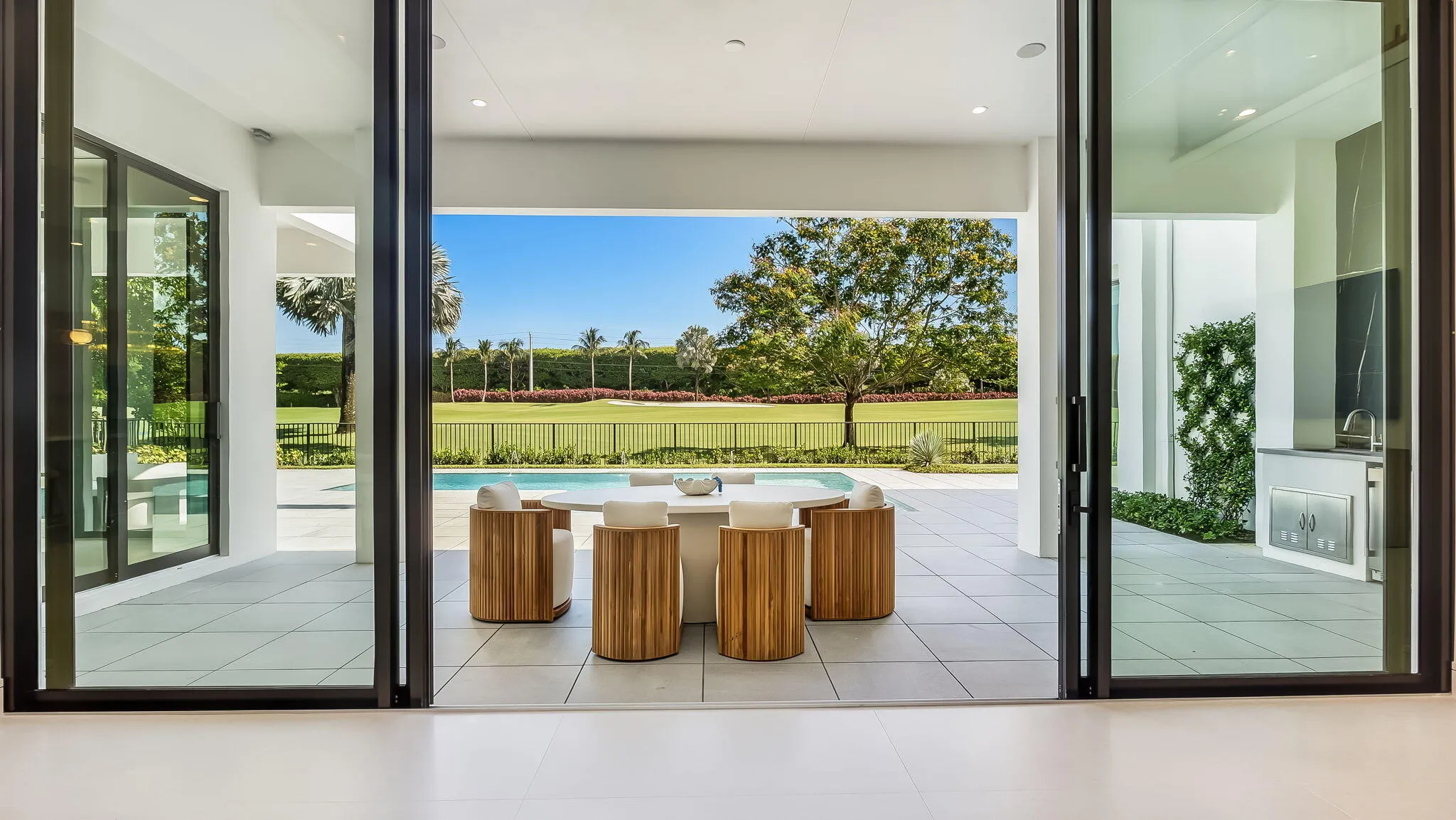 Indoor/Outdoor Living