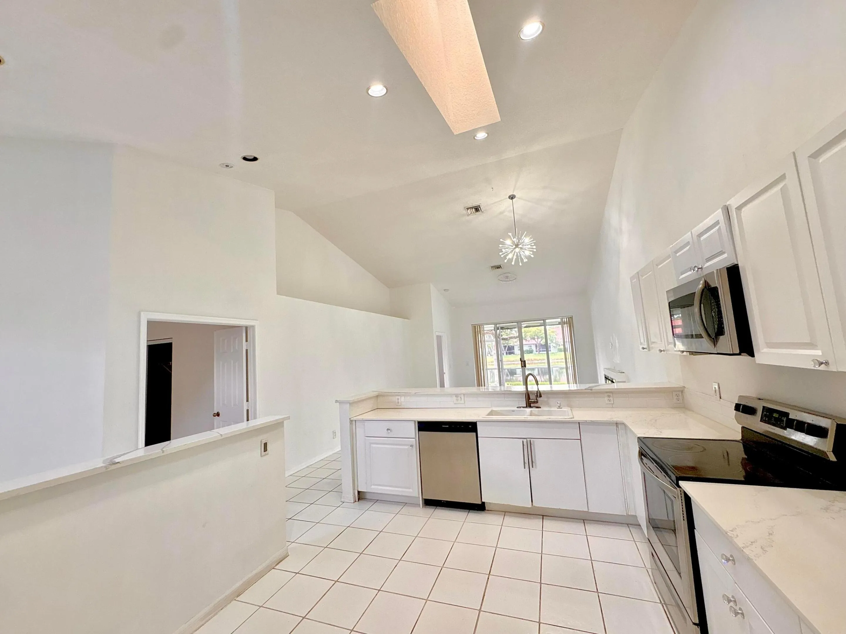 Kitchen 4