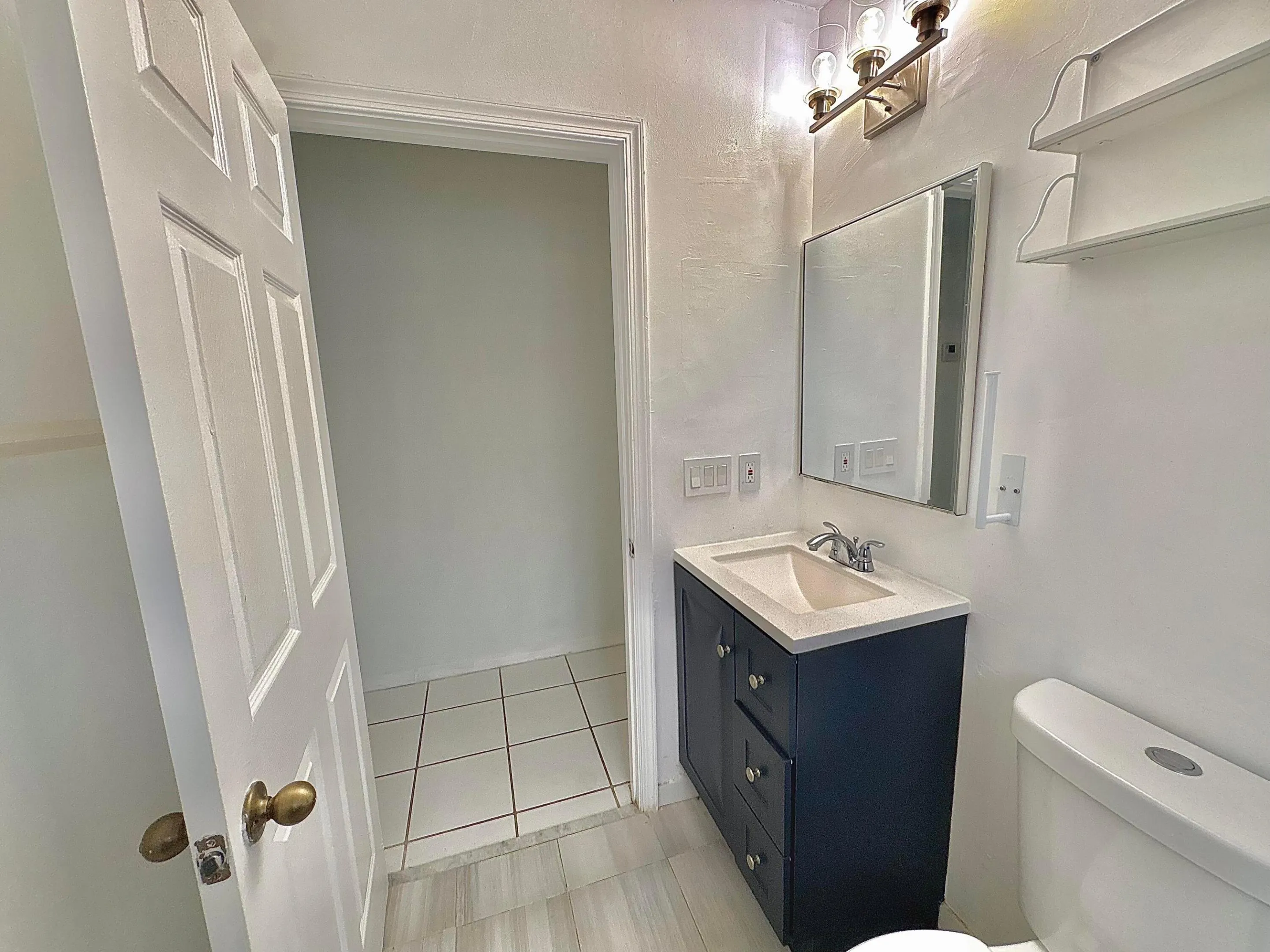 Guest Bath 3
