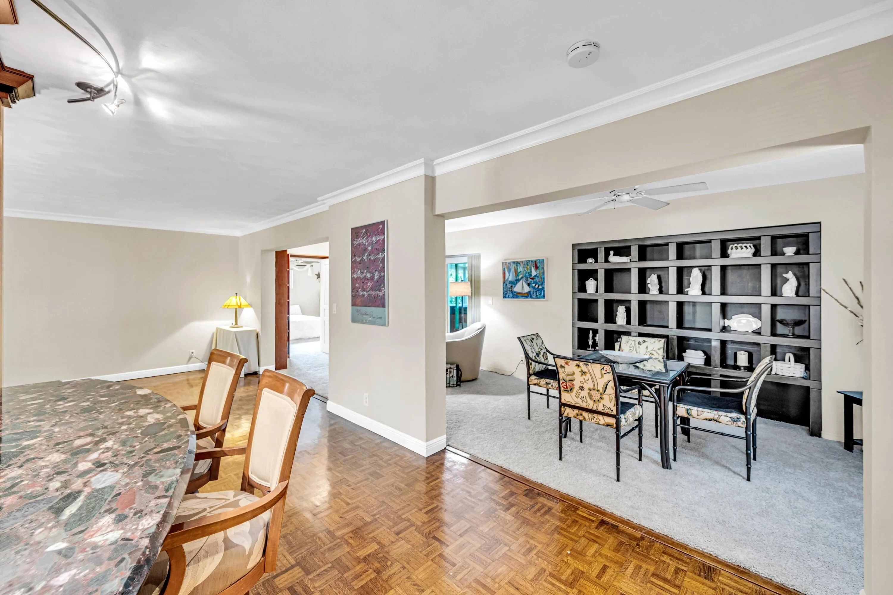 1200 ORANGE ISLE-32