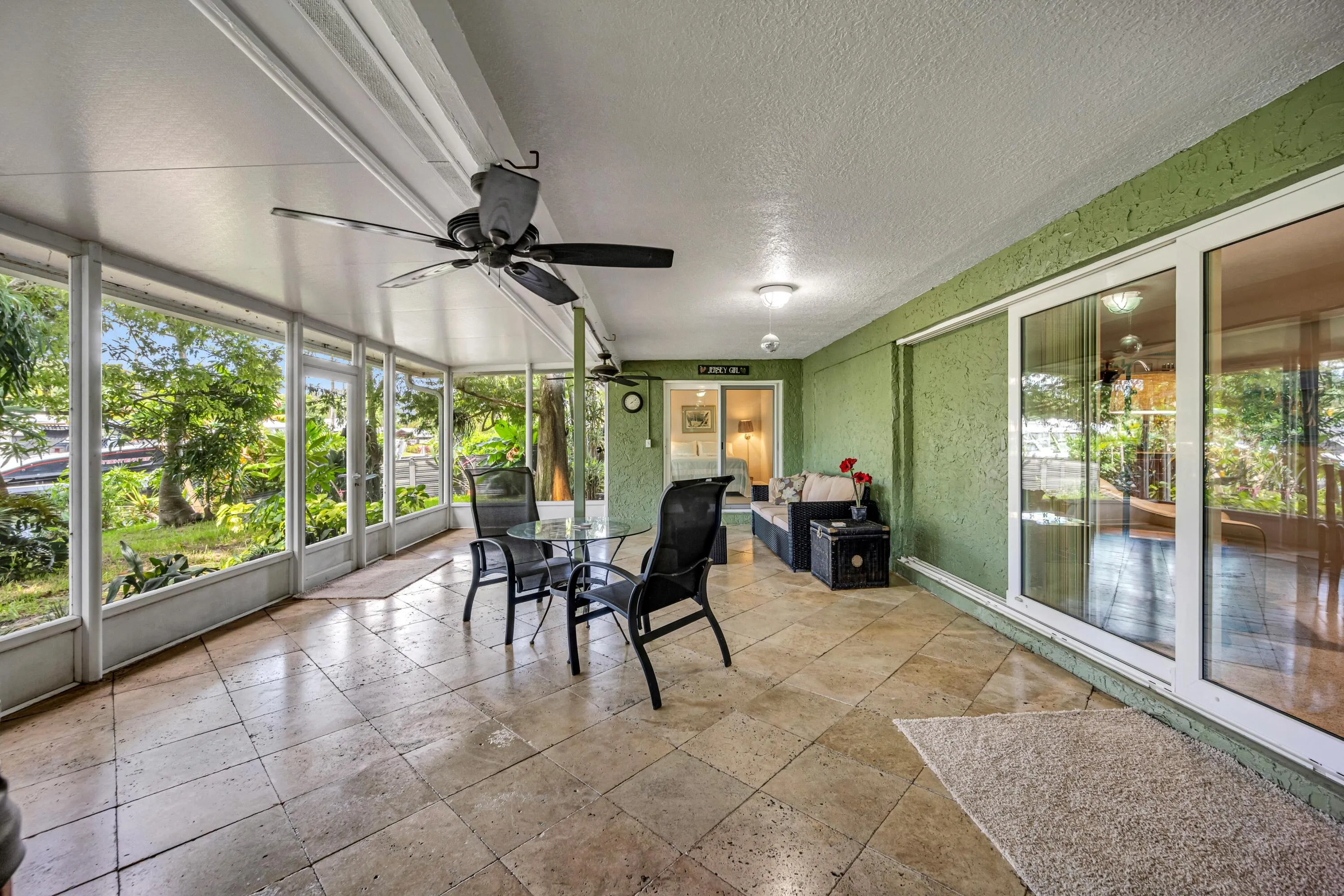 1200 ORANGE ISLE-25
