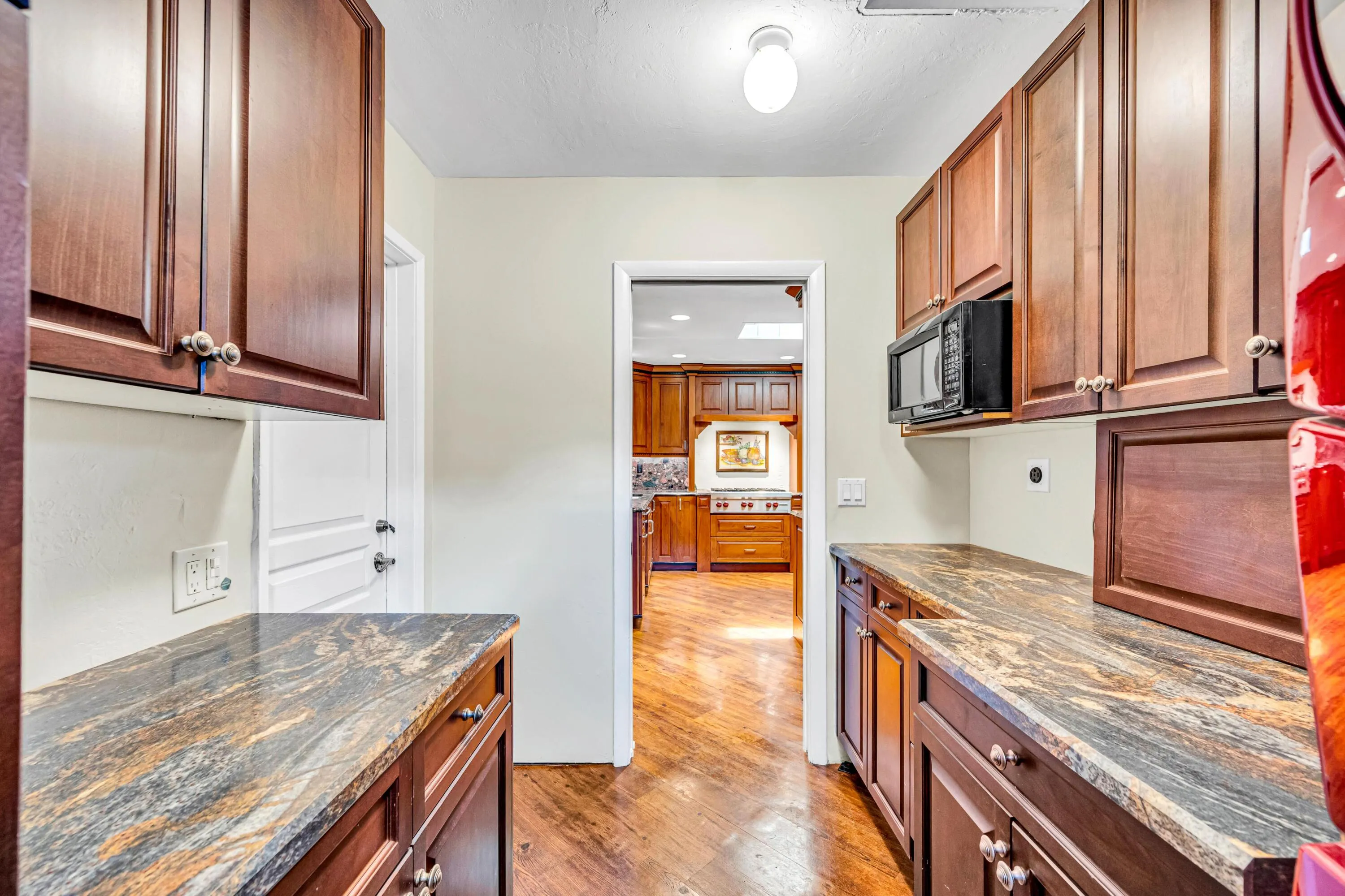 1200 ORANGE ISLE-52