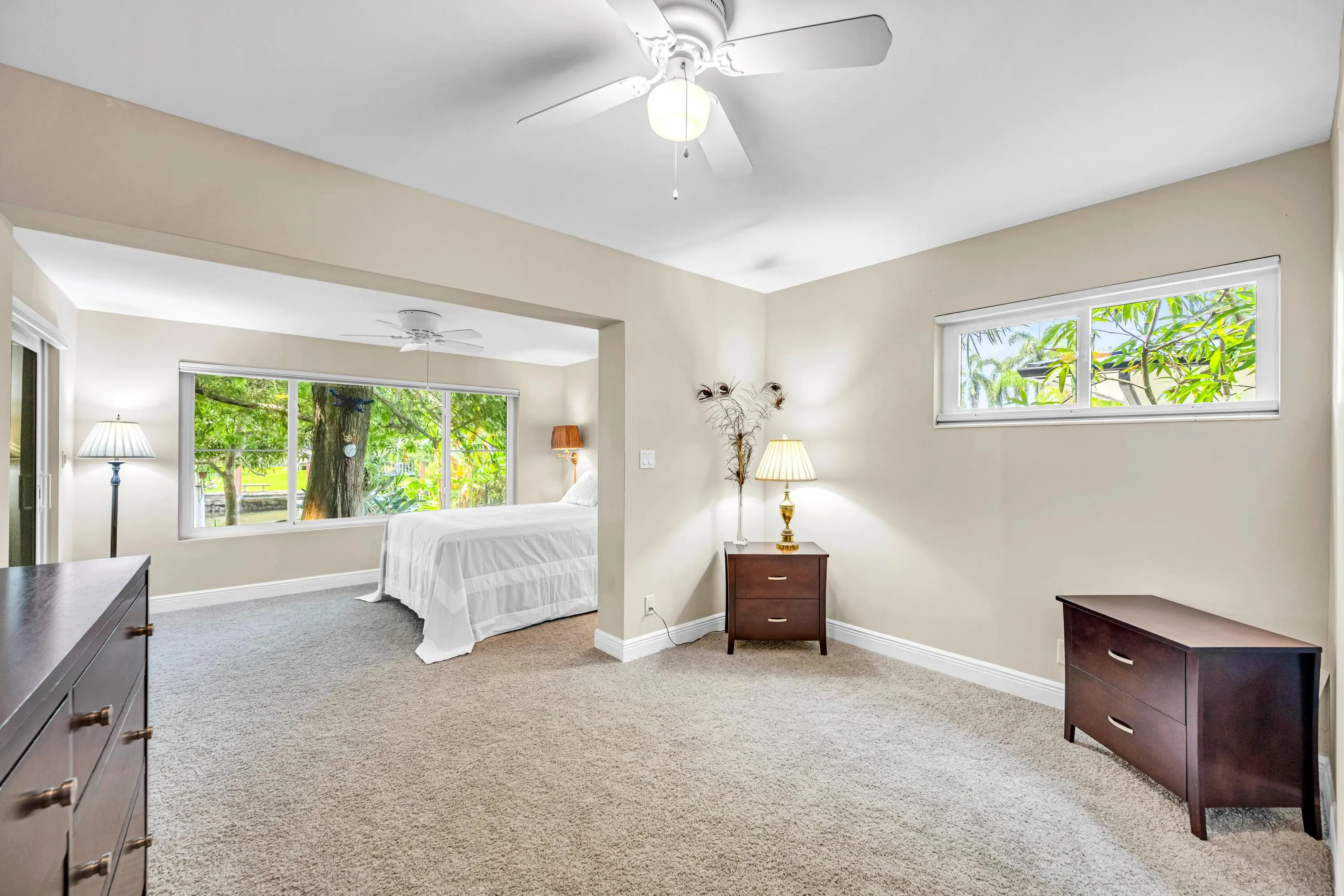 1200 ORANGE ISLE-37