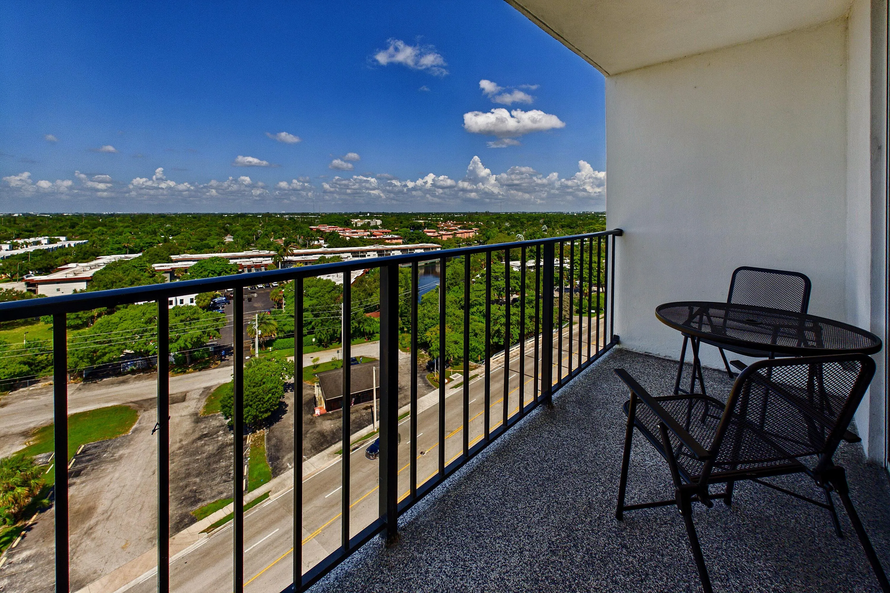 SPACIOUS BALCONY