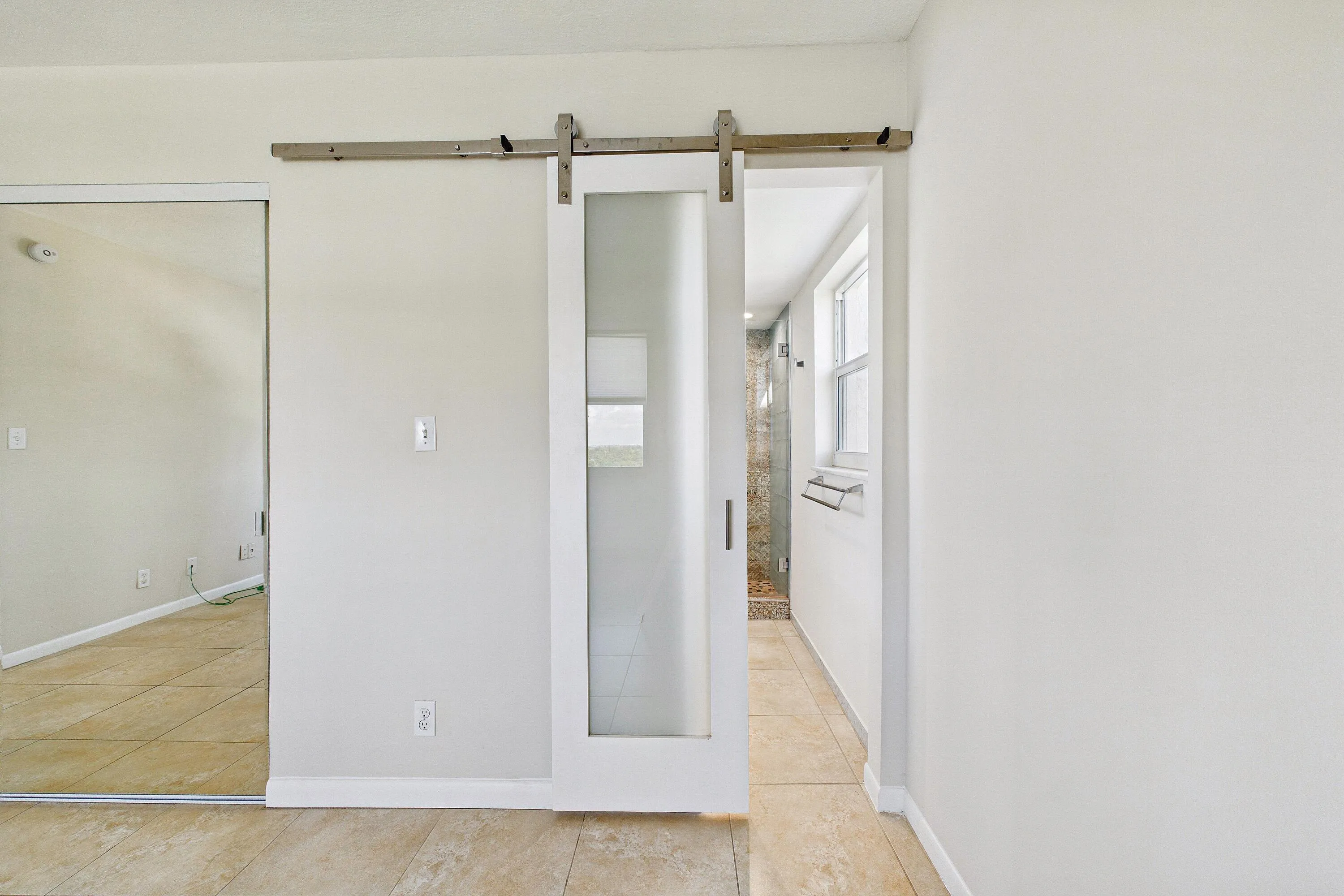 BARN DOOR TO BATH