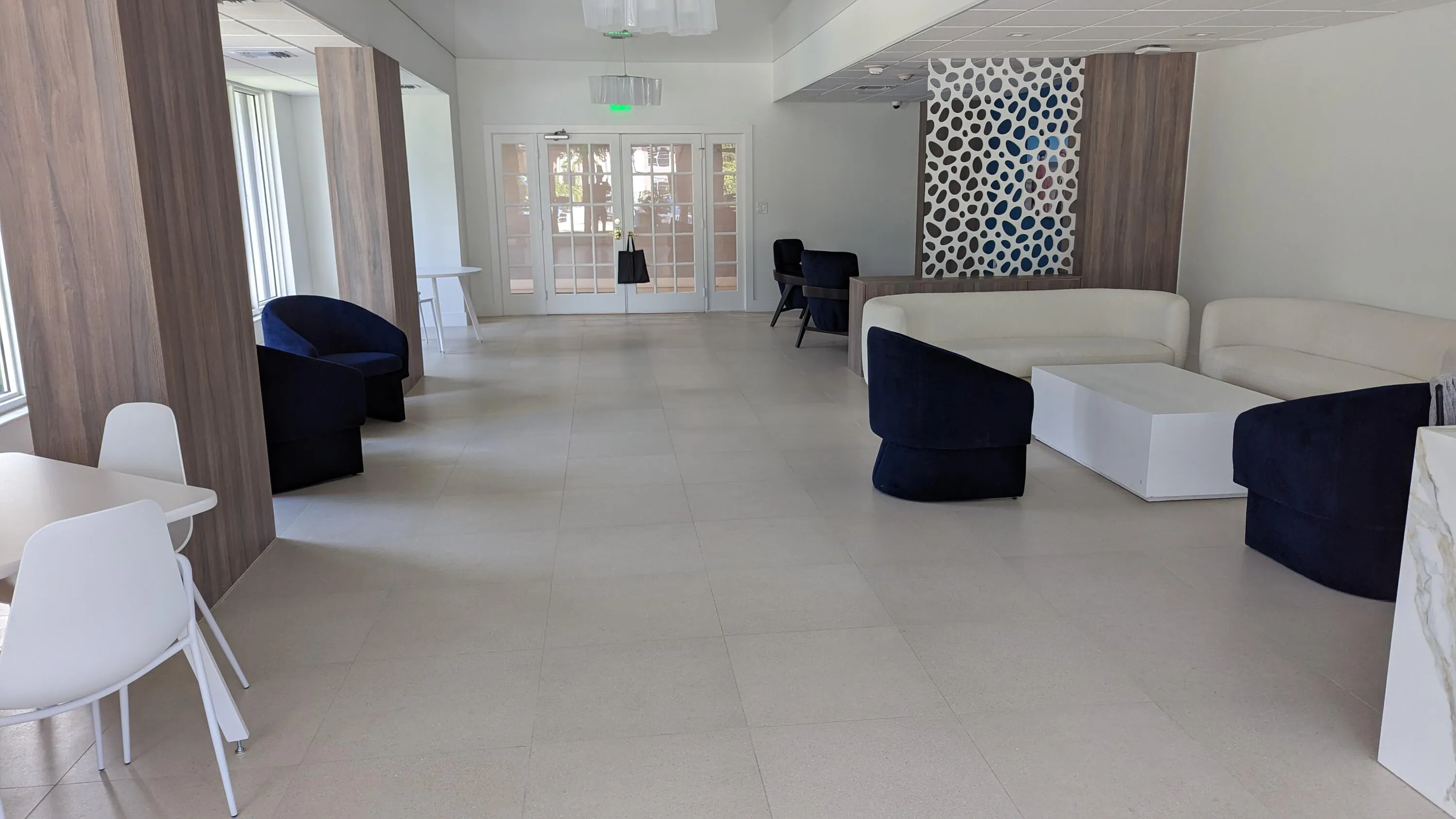 SOCIAL ROOM