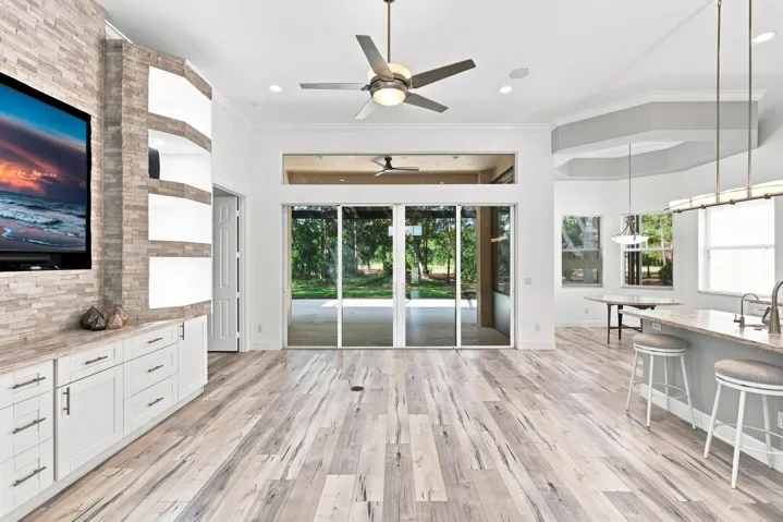 Spacious Family Room