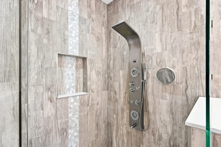 Fabulous Master Shower