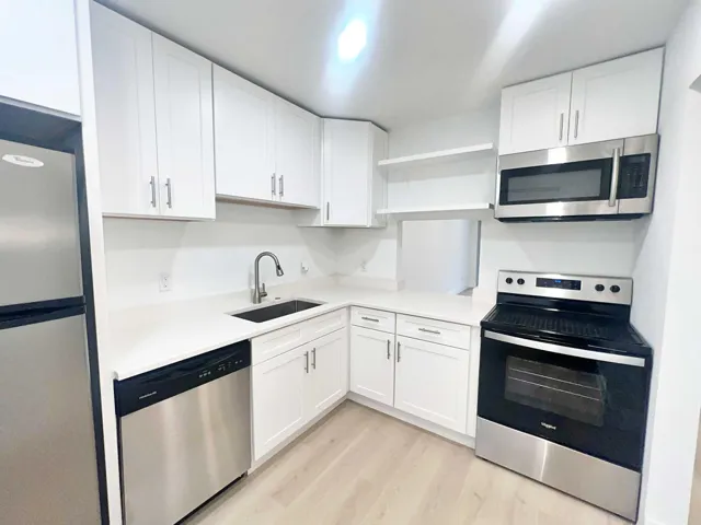 Kitchen 3 (1)