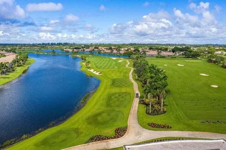 10th Hole