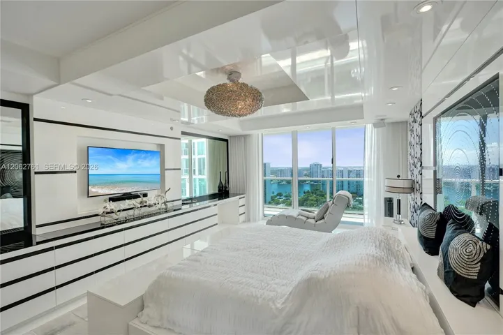 Main bedroom.