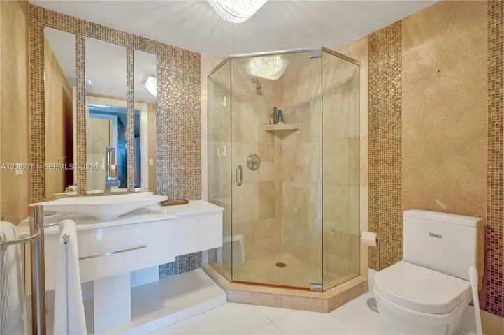 Second bathroom.