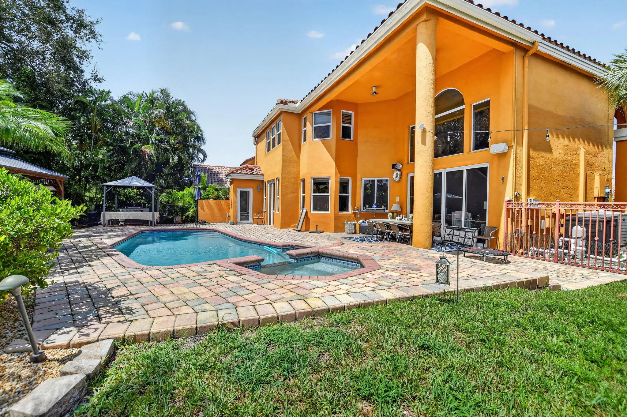 Property photo 32