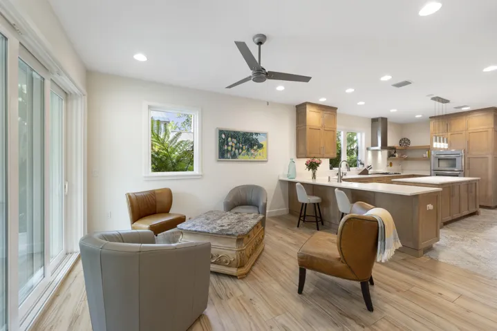 Sitting Area off Kitchen