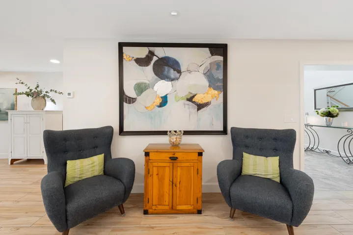 Sitting off Foyer Entrance