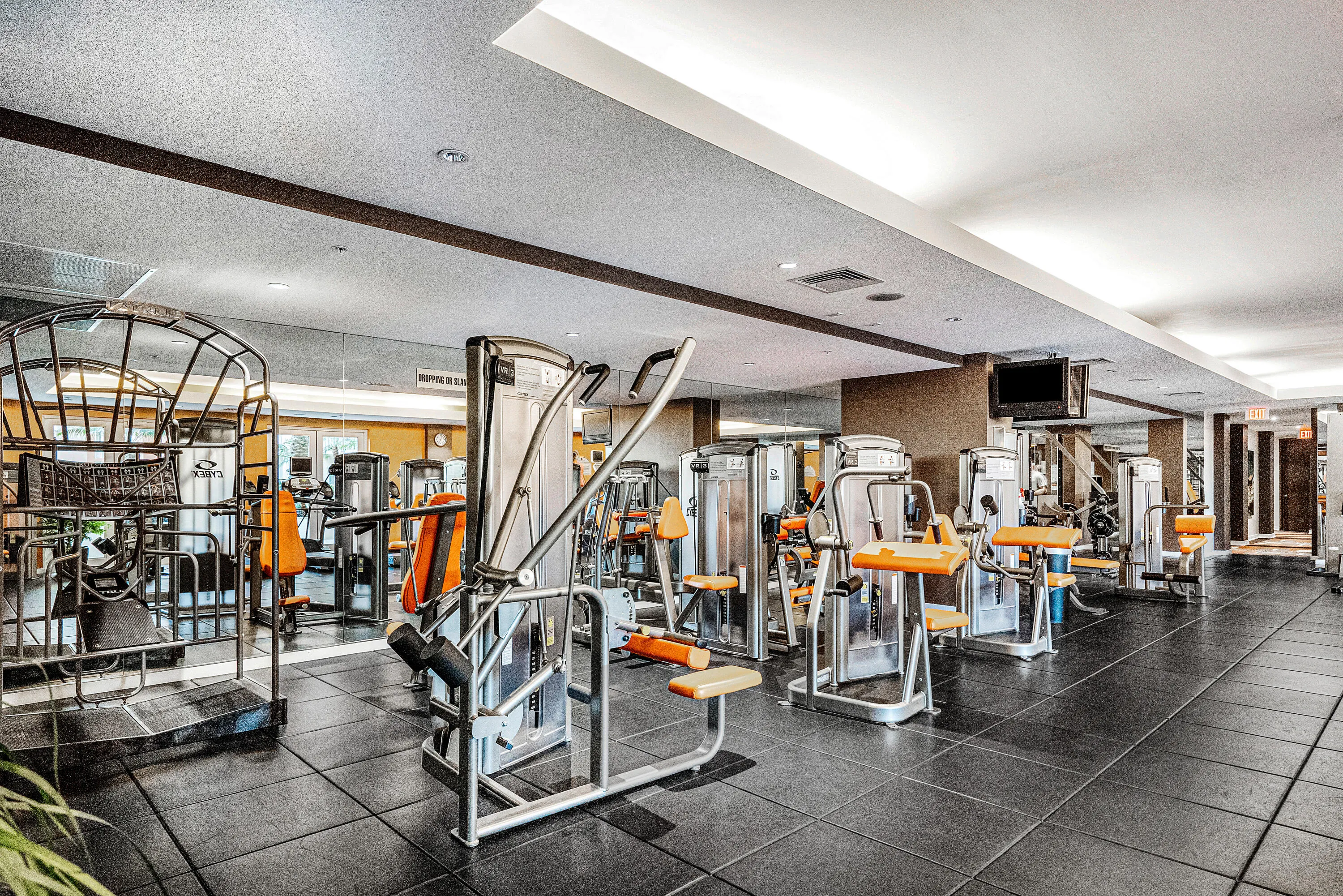039-550OkeechobeeBoulevard-WestPalmBeach