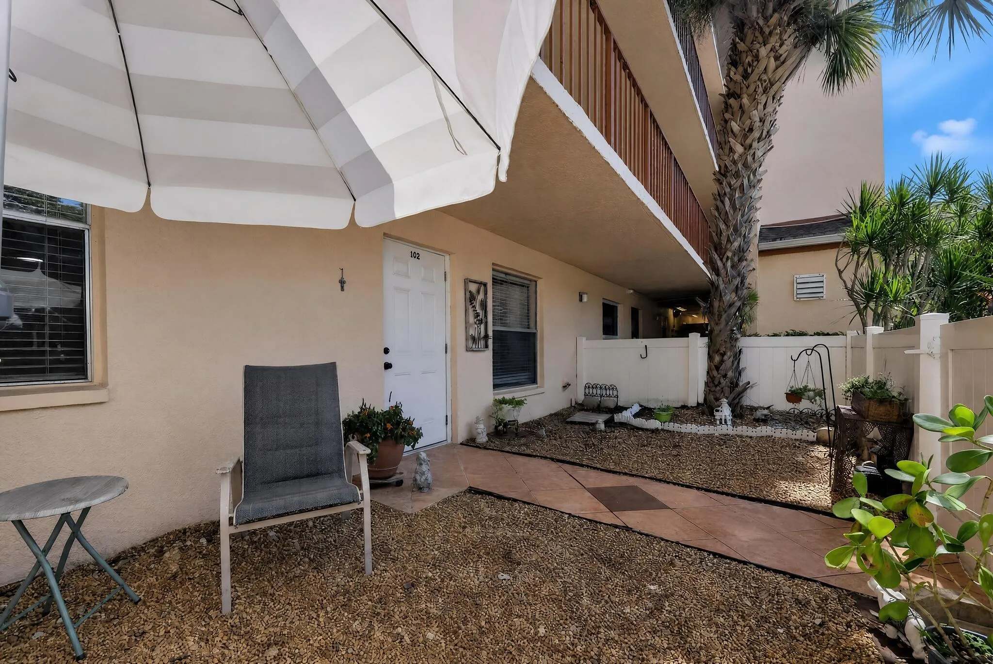 08_14527_Bonaire_Blvd-Exterior-1--1