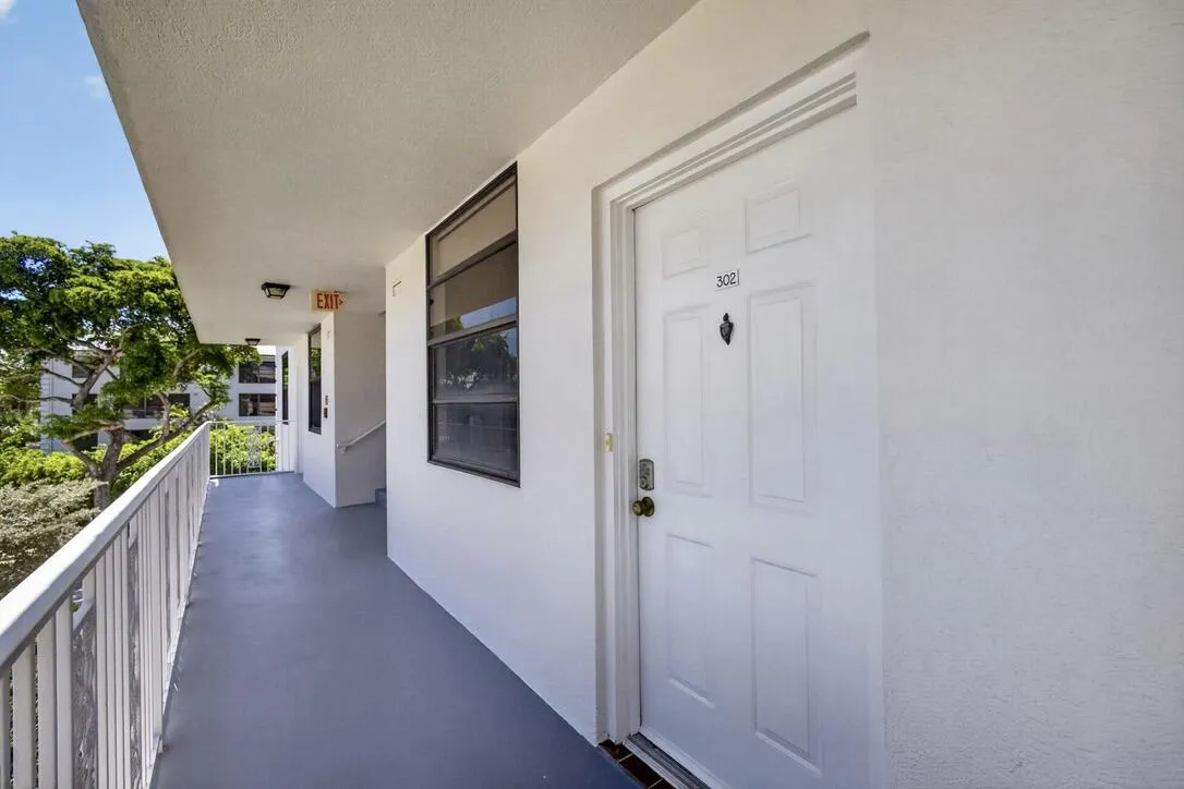 Inviting Entryway