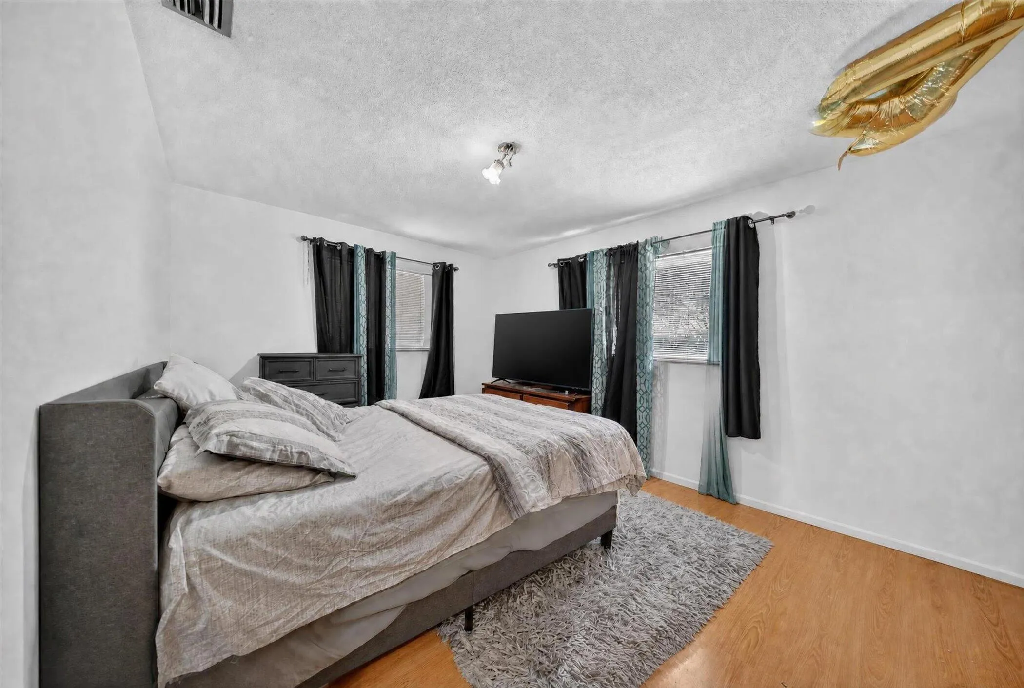 21-2251-SW-67th-Way-WindowStill-Photogra