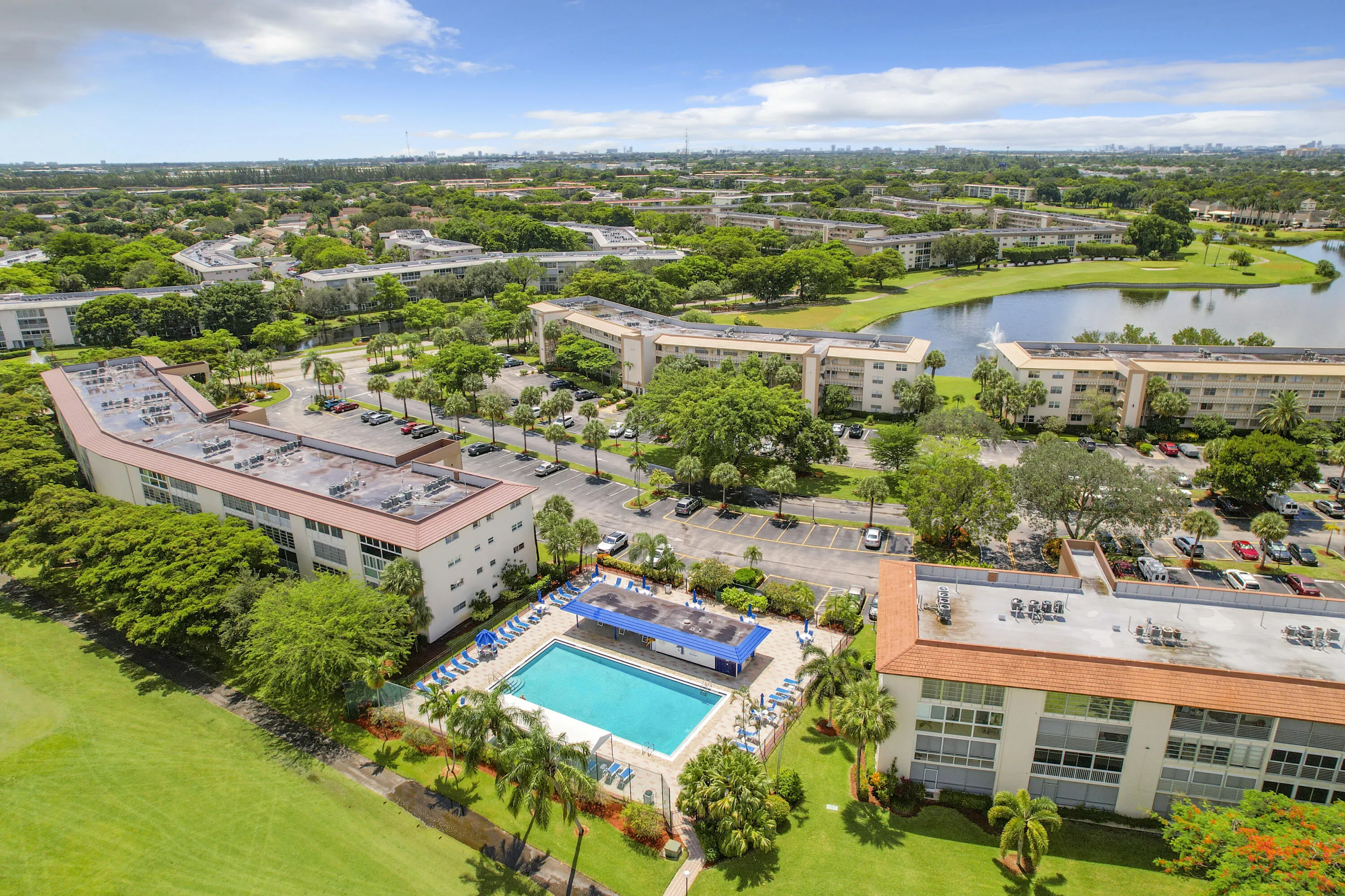 PortofinoII swimming pool