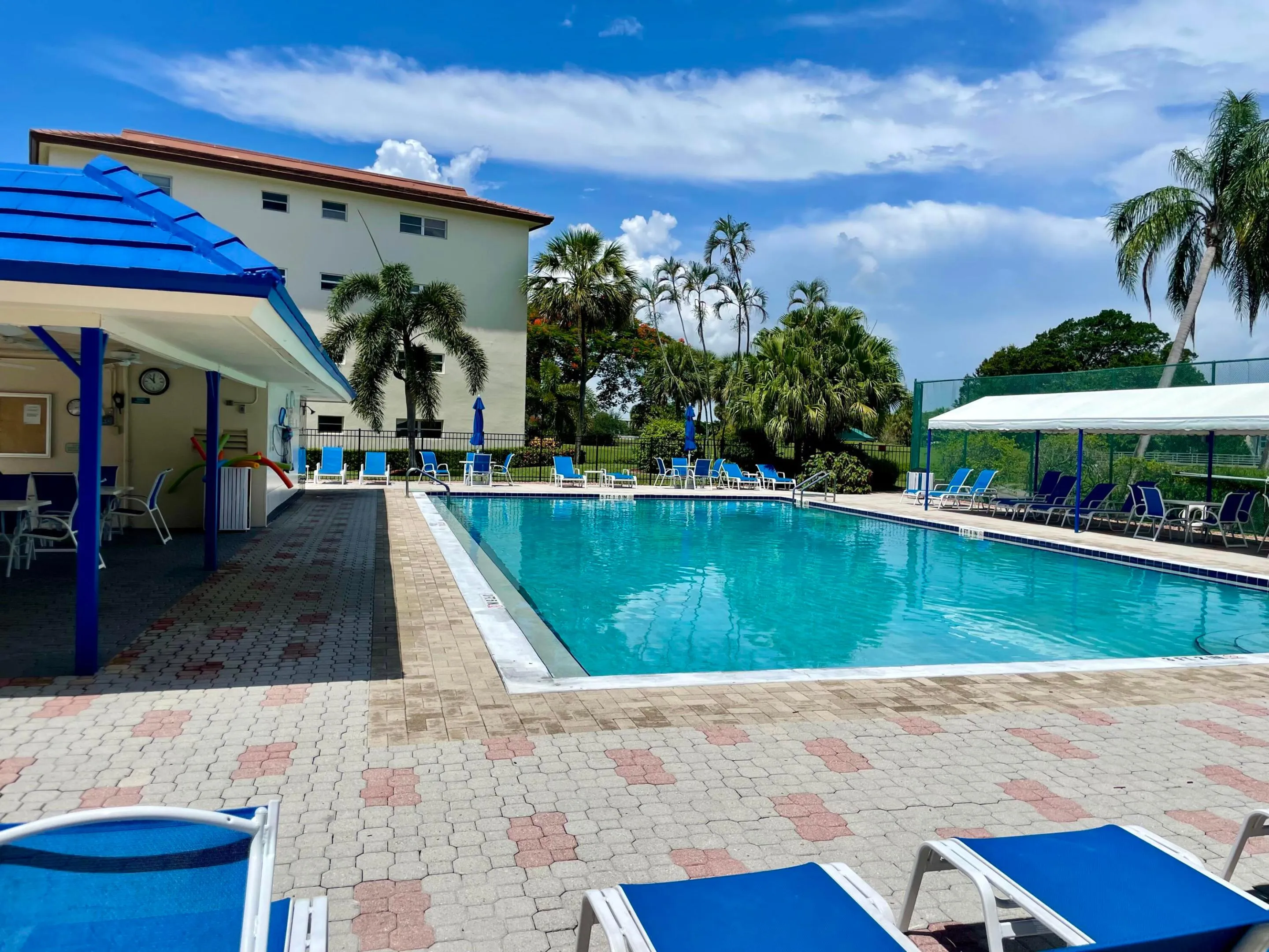 Portofino II pool