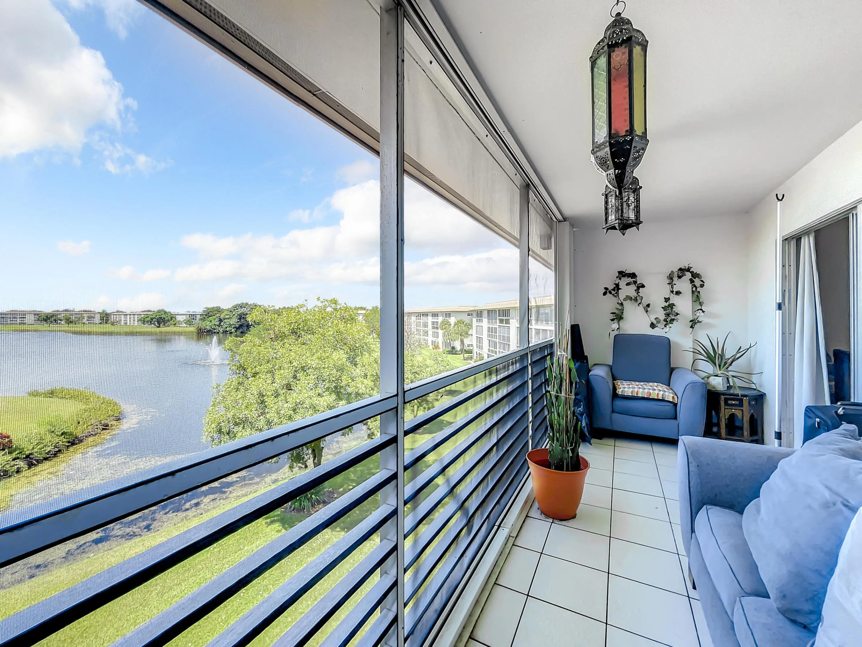 screened balcony