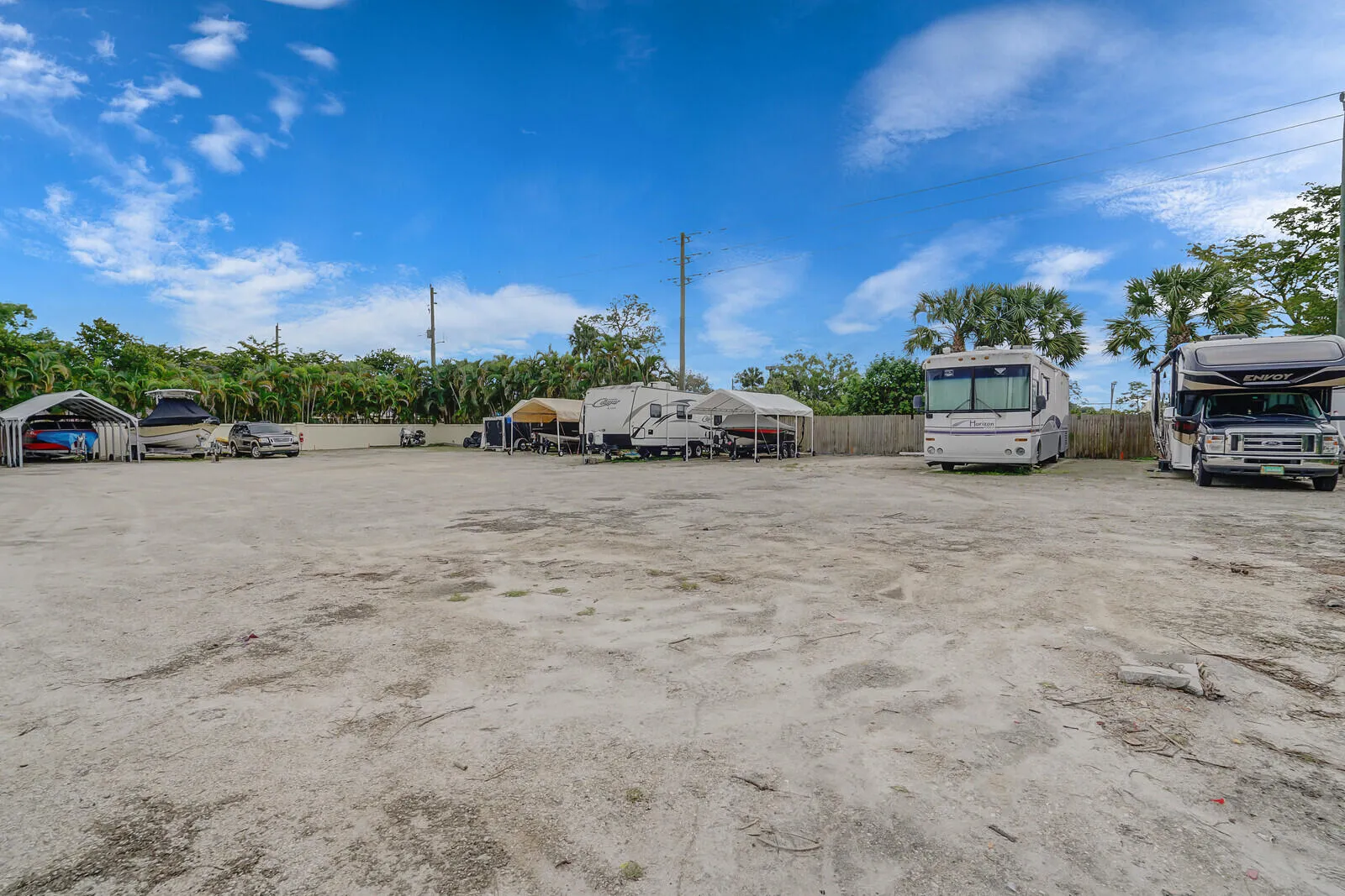 RV/Boat storage lot