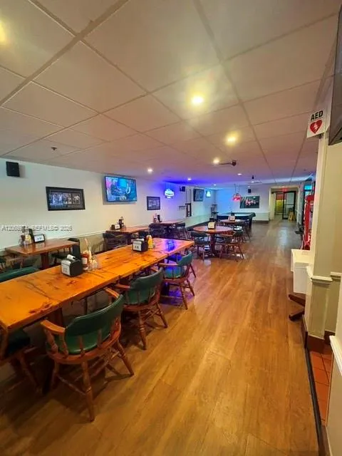 Country Club sport bar