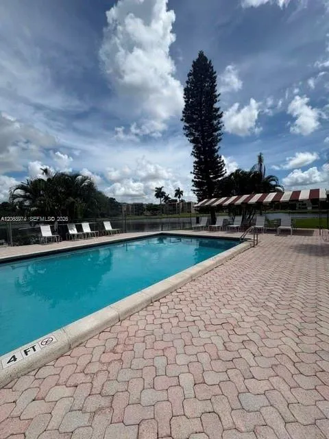 Community pool