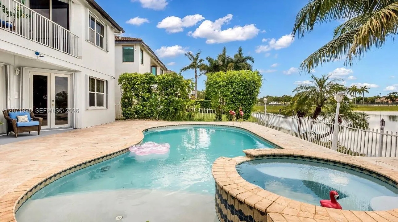 Property photo 33
