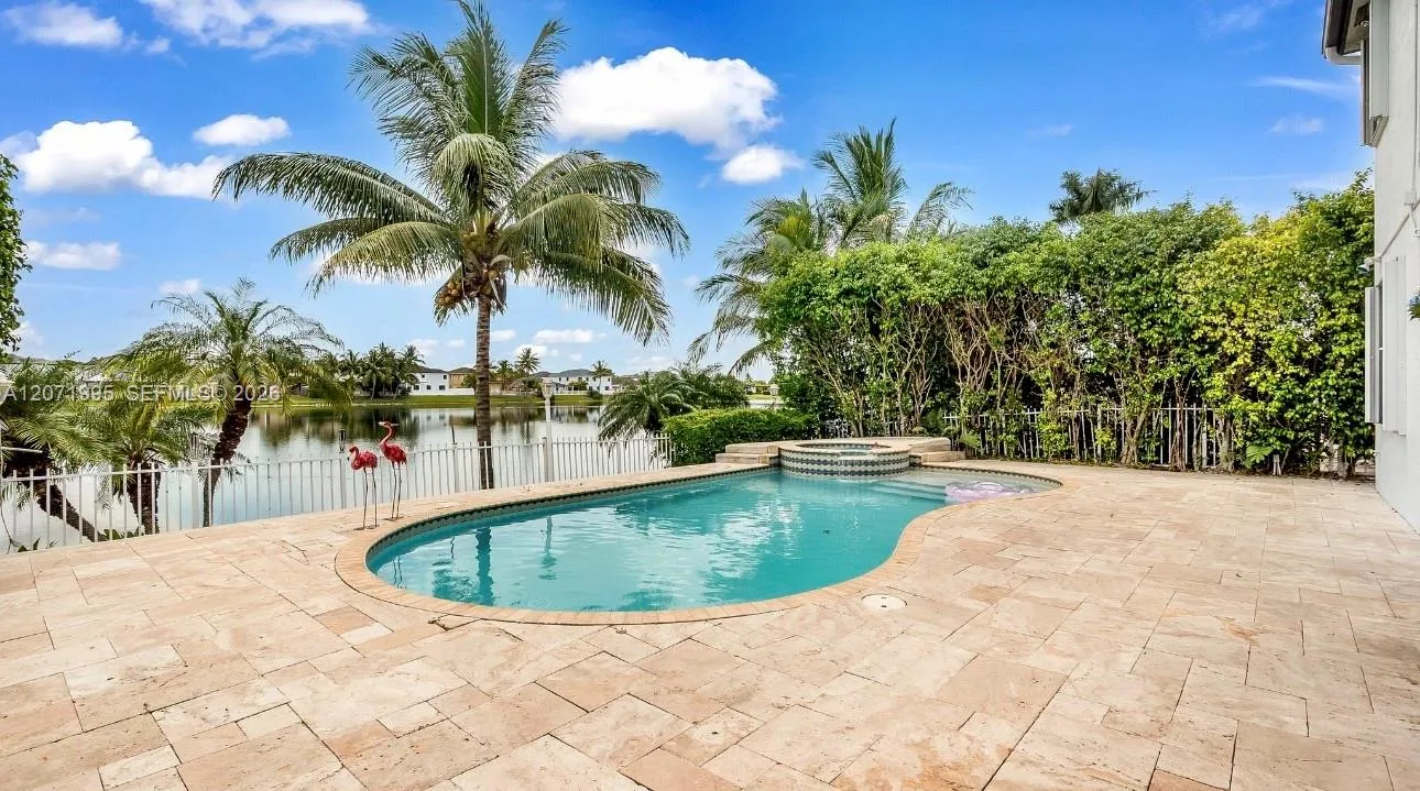 Property photo 32