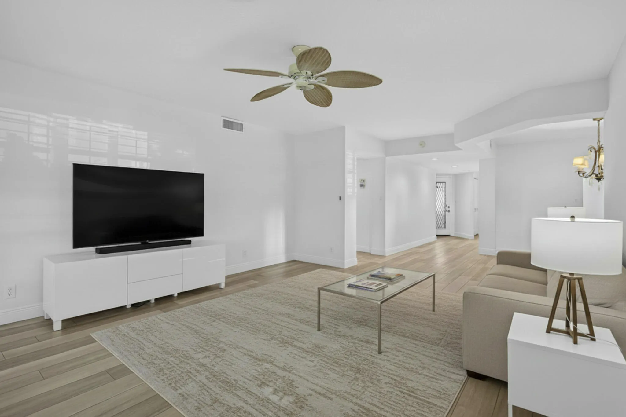 LIVING ROOM VIRTUAL FURNITURE