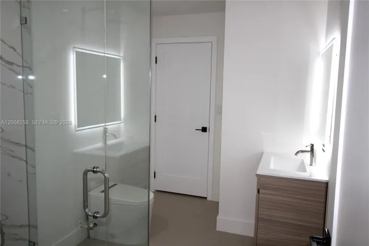 Hall Bathroom - 2