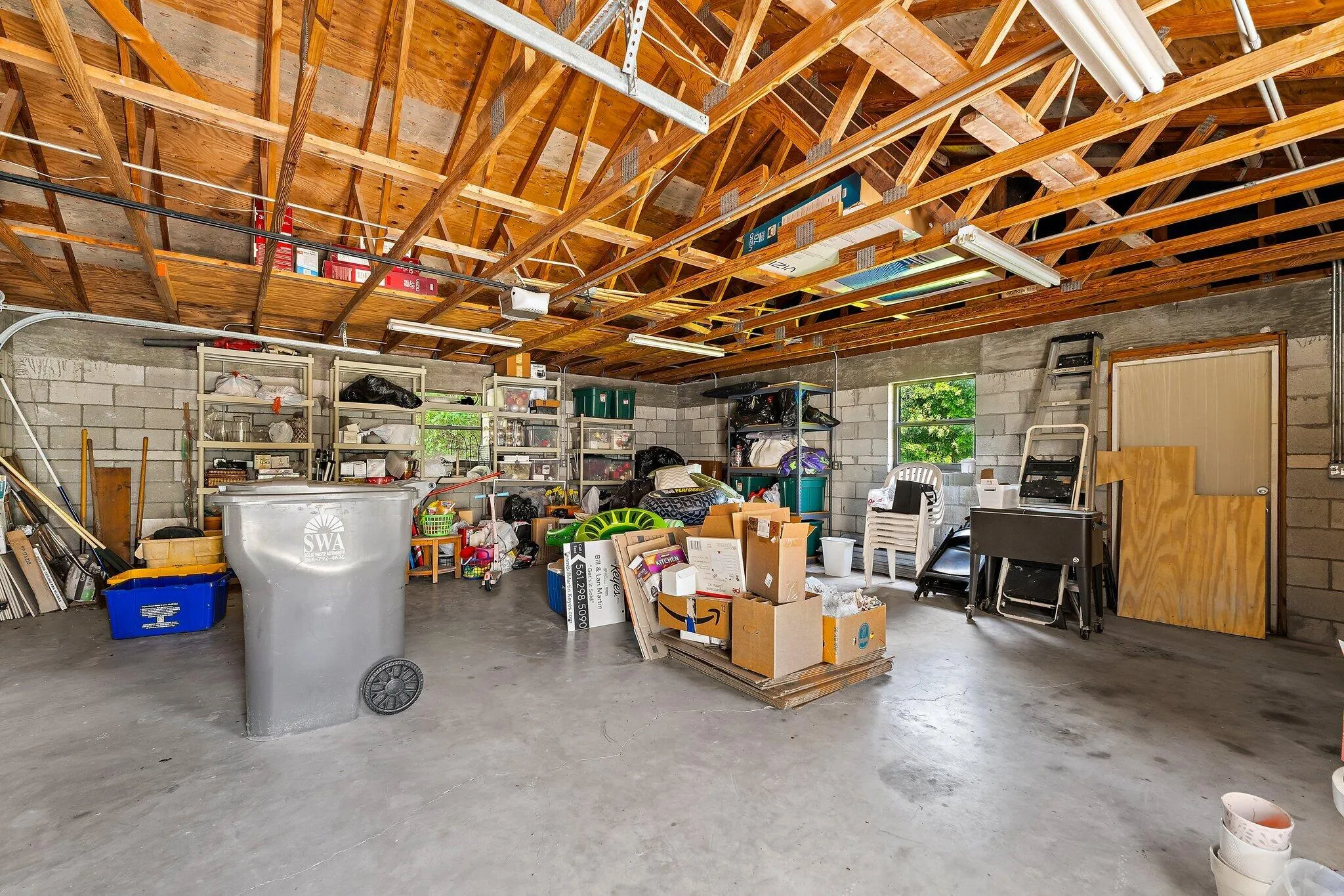 Spacious CBS Garage
