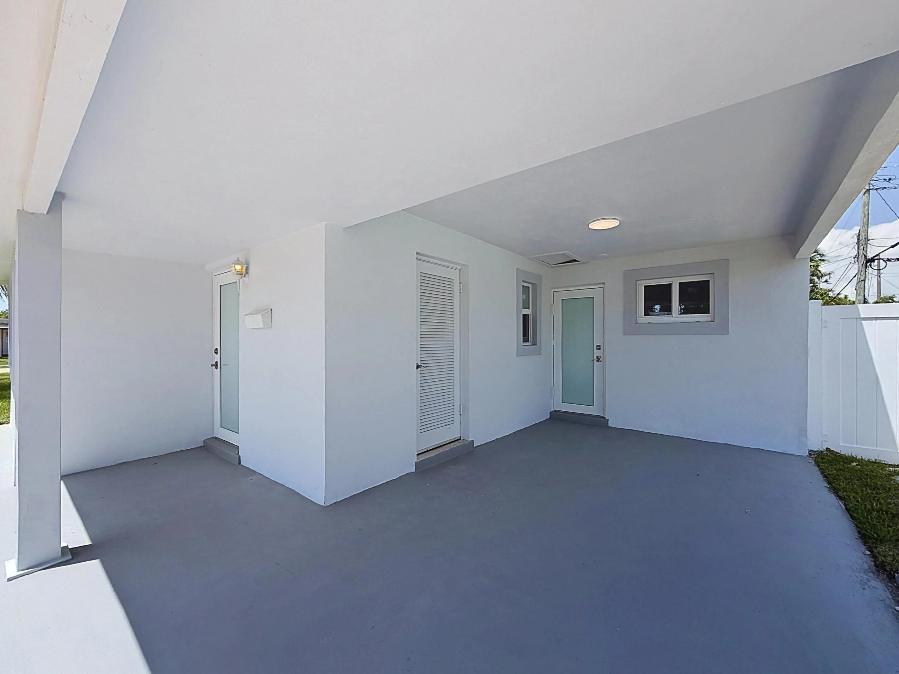 1441-sw-1st-ave_00005