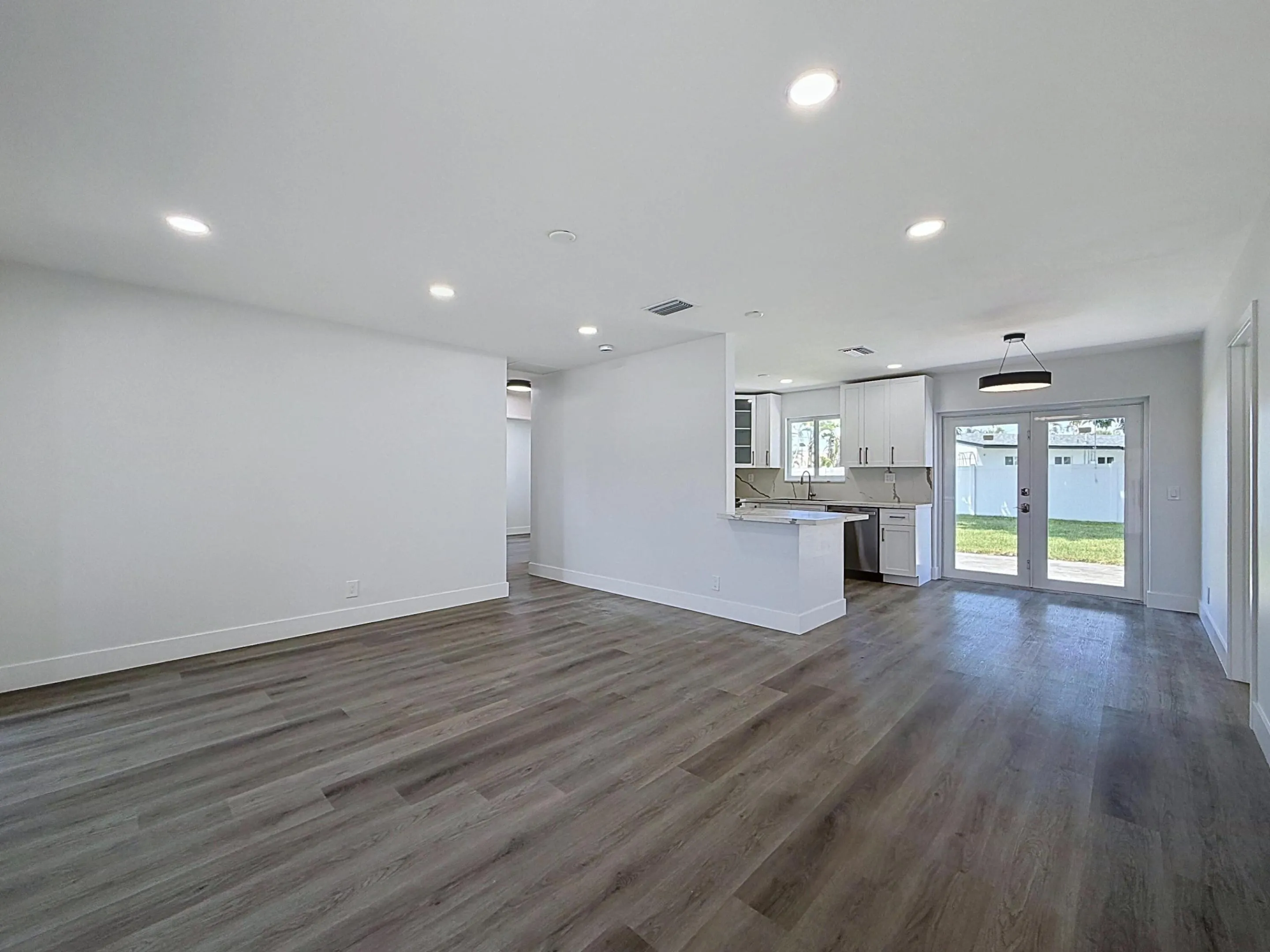 1441-sw-1st-ave_00007