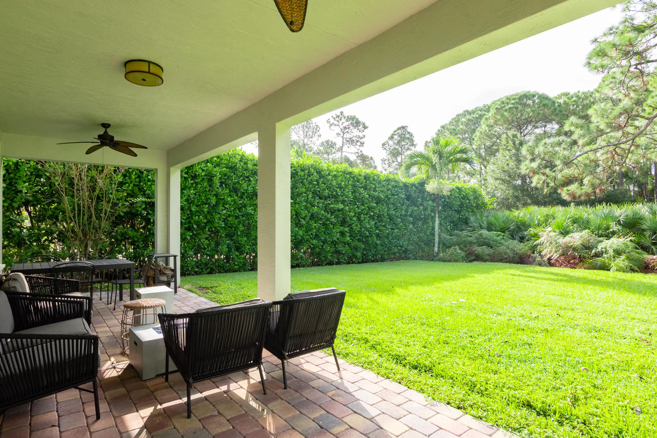 © Clark-108 Canterbury Place-018