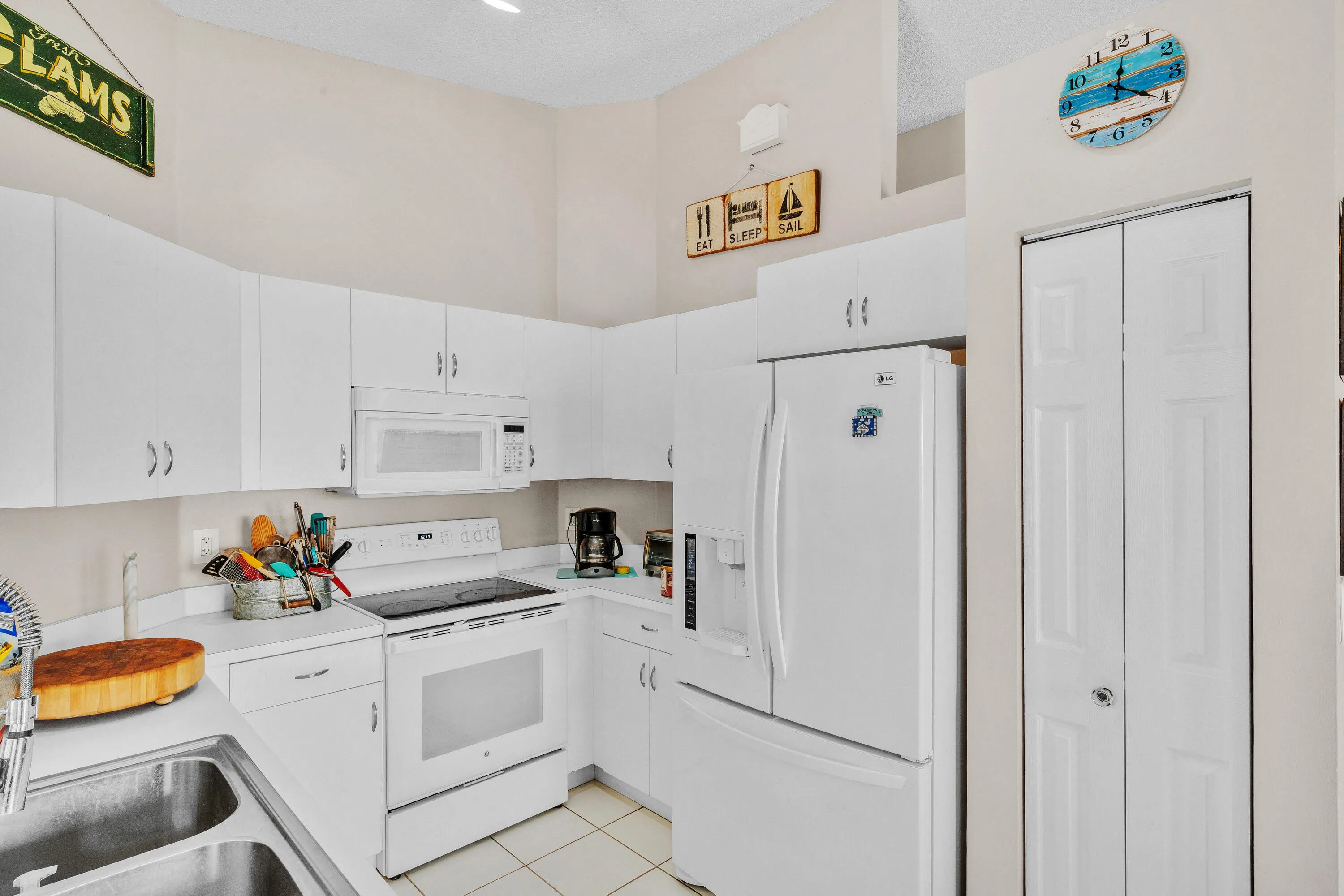 5 Kitchen (3)