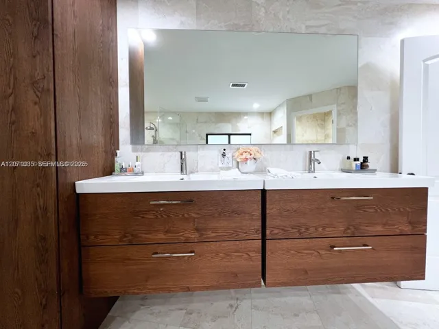 Bathroom #1