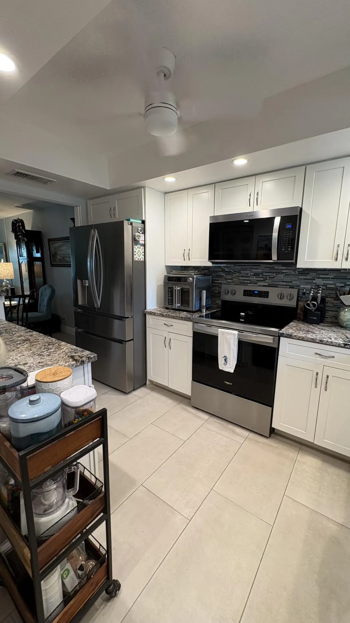 1251 - Kitchen 2