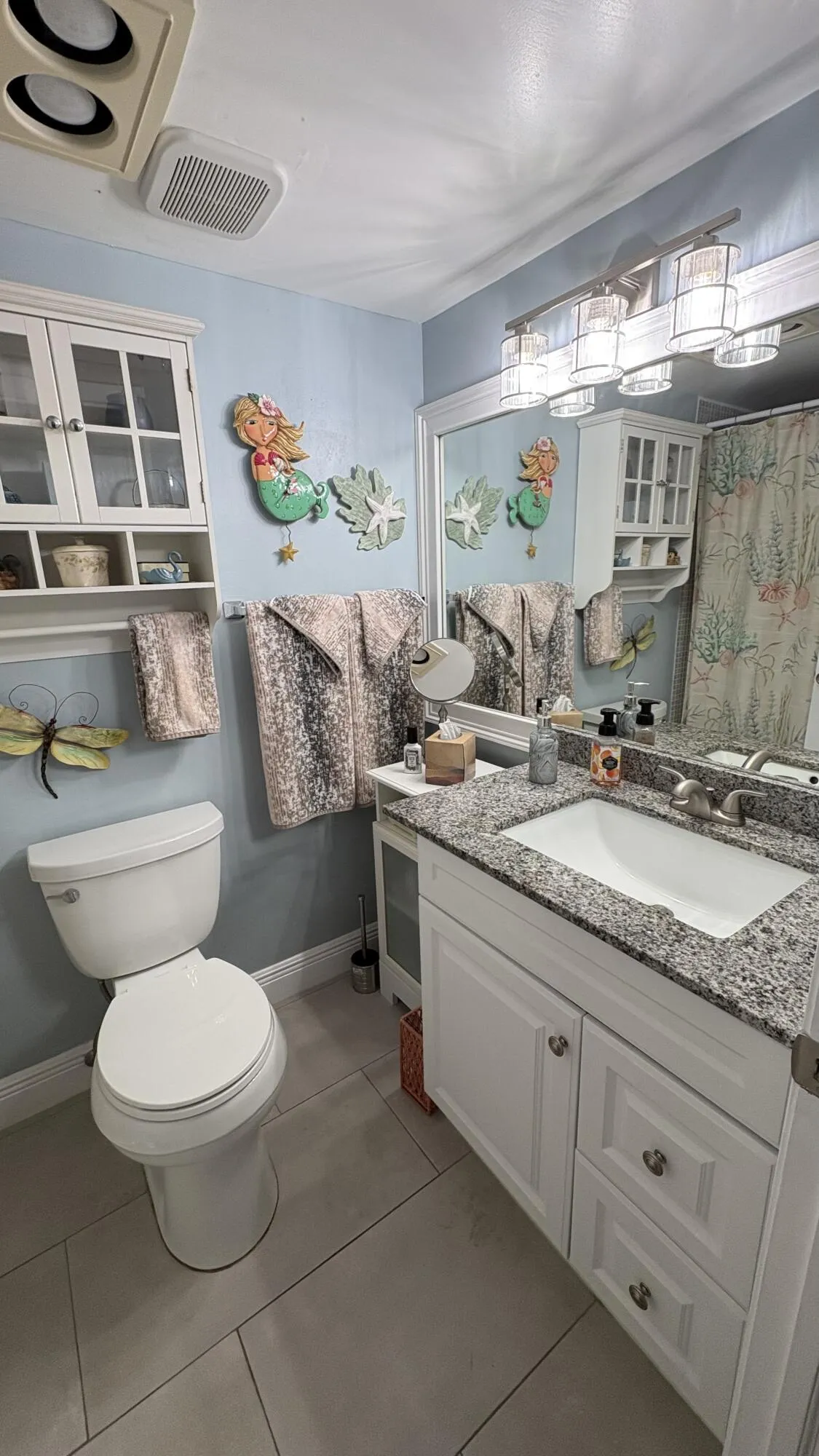 1251 - Guest Bath 2