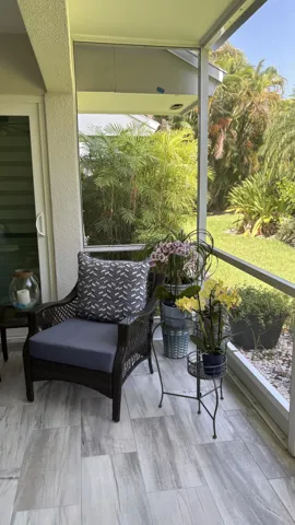 1251 - Porch with Orchids