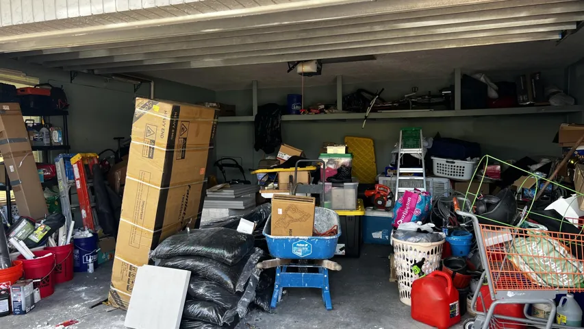 2-Car Garage